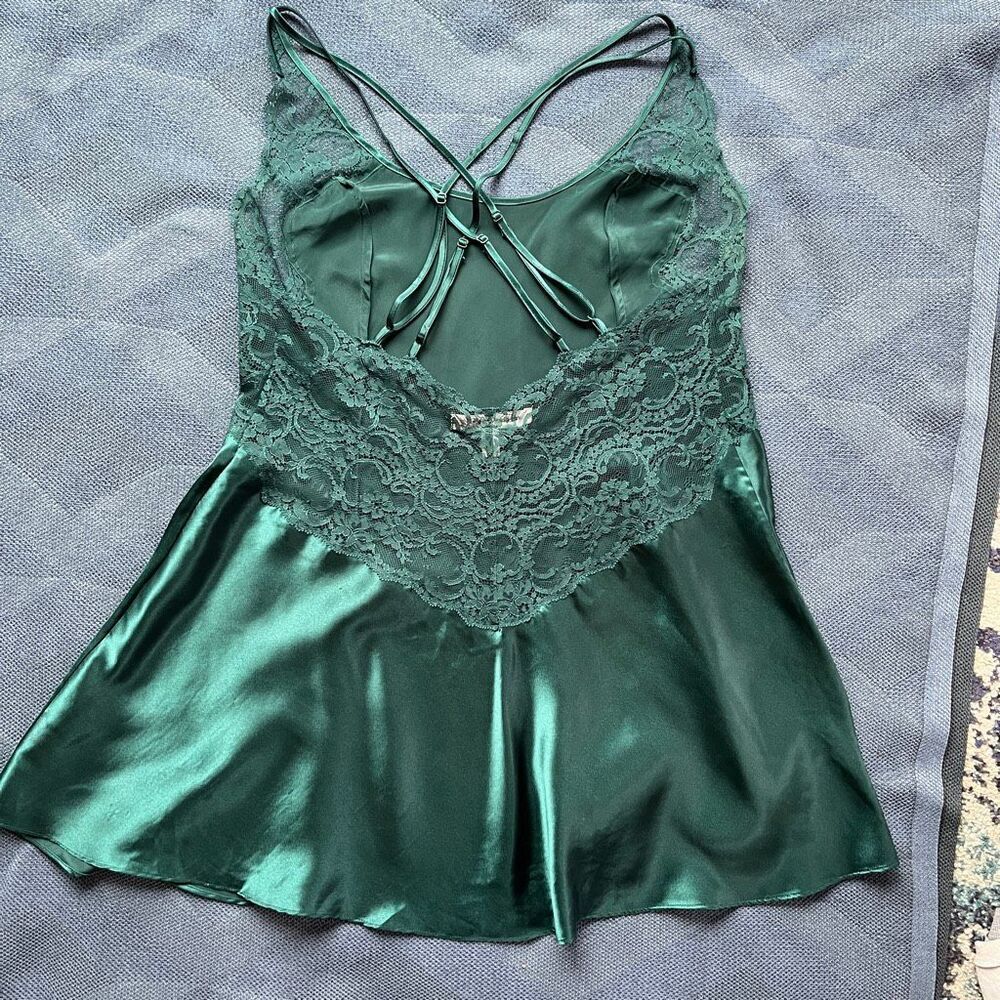 VTG Victoria Secret Silk Slip Dress Emerald Lace Strappy Back 90s Y2K - Picture 6 of 9